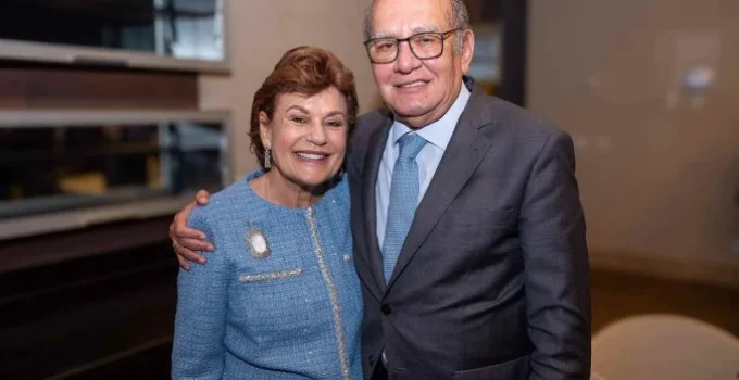 Gilmar Mendes e Guiomar Feitosa anunciam separação após 18 anos de casamento Cansamos de ser casados, mas não de ser amigos