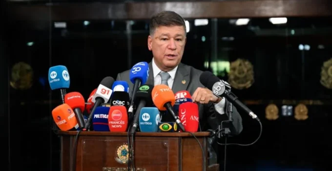 CPI do INSS entrega relatório ao STF com pedido de indiciamento de 216 pessoas