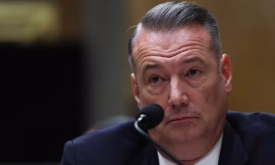 Diretor Interino do ICE Anuncia Renúncia em Meio a Pressões e Mudanças na Segurança Interna dos EUA