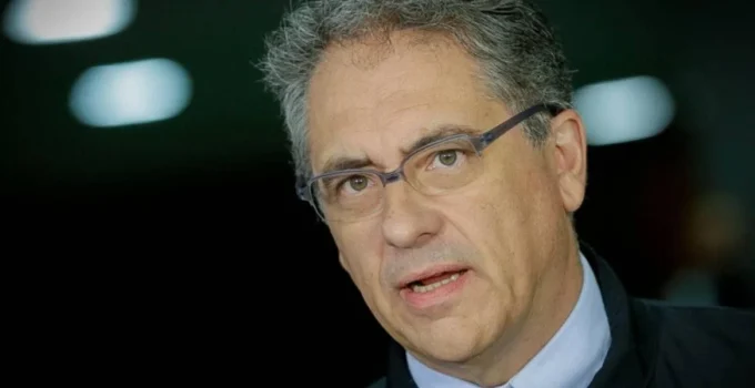 Venda de mineradora de terras raras aos EUA é 'crime de lesa-pátria', diz deputado Zarattini