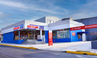 Drogaria Araújo Celebra 120 Anos em BH com Inauguração de Filial Inovadora e Homenagem a Colaboradores