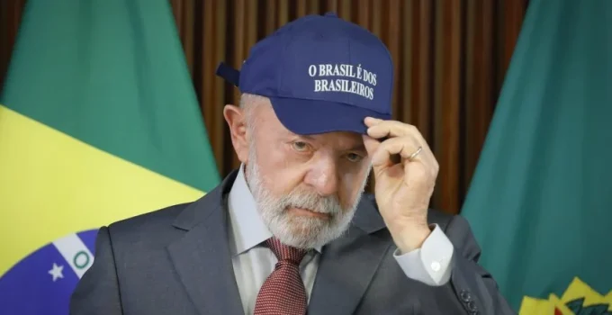 Novo tenta barrar projeto do PT para criar estatal de minerais críticos na Câmara