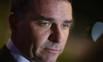 Flávio Bolsonaro rebate vídeo do PT que o liga ao Caso Master e acusa governo Lula