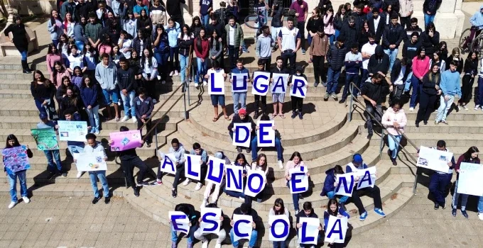 Busca Ativa Escolar Reduz Abandono em Quase 50% na Rede Estadual de Minas Gerais