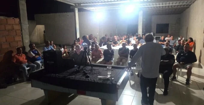 Celinho Sintrocel presta contas em Timóteo e anuncia R$ 130 milhões em recursos para o Vale do Aço, com foco em asfaltamento