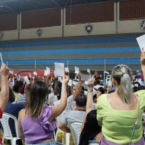 Moradores do Vale do Aço e Leste de Minas se reúnem para fortalecer reparação do Rio Doce e atualizar regras das Comissões de Atingidos