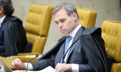 Ricardo Salles aciona STF contra urgência de projeto do governo sobre escala de trabalho