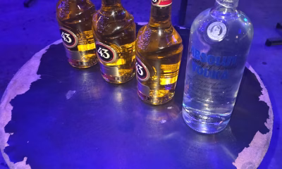 PM apreende garrafas de vodka e licor adulterados em bar na Avenida Guarapari, em BH; dono é preso