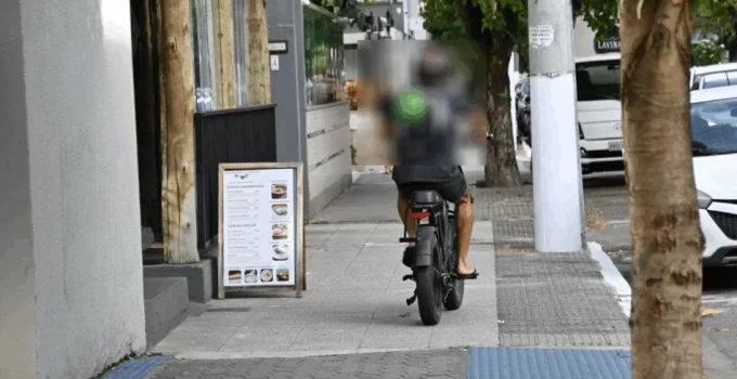 Bicicletas Elétricas Sem Regras Geram Caos e Preocupação nas Ruas de Timóteo e Vale do Aço