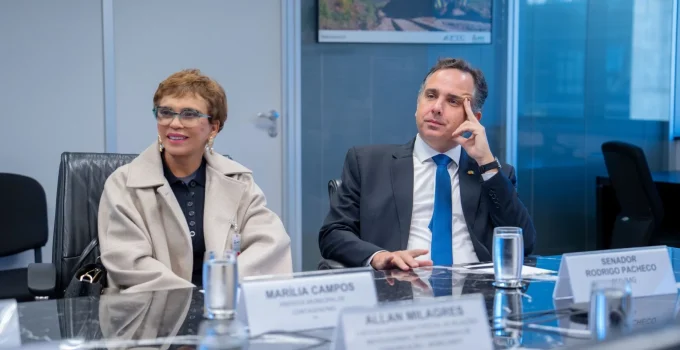 Marília Campos apela publicamente para que Rodrigo Pacheco se candidate ao governo de Minas