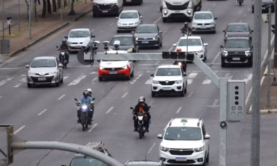 Mais 22 Radares para Flagrar Avanço de Semáforo Entram em Operação em Belo Horizonte