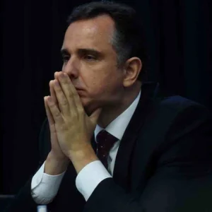 Pacheco adia decisão sobre governo de Minas e foca em articulação política nacional