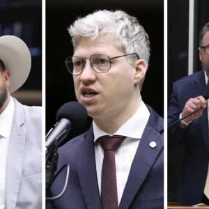 Conselho de Ética da Câmara vota suspensão de bolsonaristas por motim