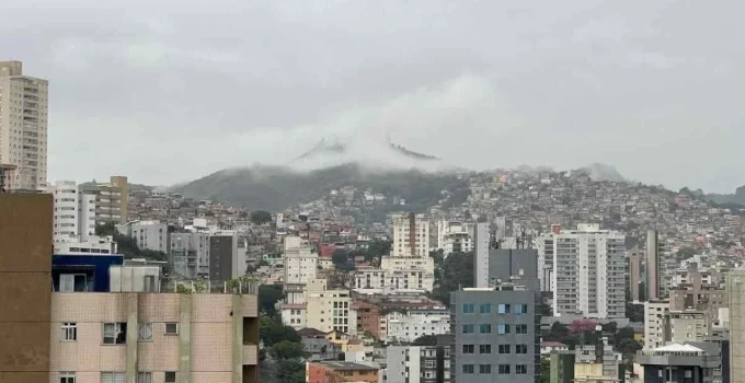 BH: Guarda-chuva será necessário nesta segunda com pancadas de chuva e trovoadas?