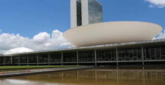 Congresso adota votação remota com esvaziamento de Brasília para evento de negócios em Nova York