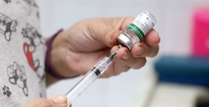 Minas Gerais amplia vacinação contra gripe para toda a população; BH aguarda doses