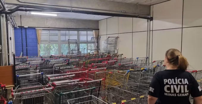 Polícia Civil de BH desvenda esquema e recupera 120 carrinhos de supermercado furtados