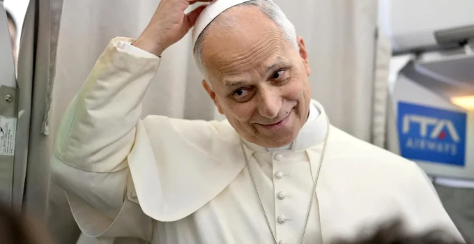 Papa Leão XIV apela aos EUA contra invasão da Venezuela e sugere pressão econômica