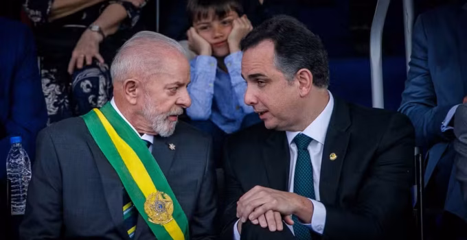 Lula admite dificuldade em Minas e PT fica à deriva após resistência de Pacheco à candidatura