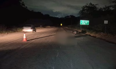 Idoso morre atropelado por moto na BR-458, em Caratinga; motociclista fica gravemente ferido