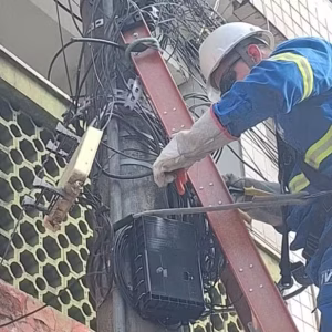 Operação em Pirapetinga: Grupo Suspeito de Controlar Internet e Instalar Câmeras é Desarticulado em MG e RJ