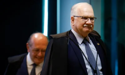 Gilmar Mendes acusa Fachin de "filibuster" e "não saber perder" em embate sobre pauta do STF