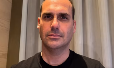 Fundo ligado a advogado de Eduardo Bolsonaro compra imóvel de R$ 3,6 milhões no Texas, onde ex-deputado reside