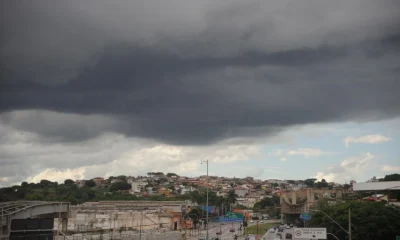 Belo Horizonte amanhece com sensação térmica de 10,2°C e previsão de chuva para o fim de semana