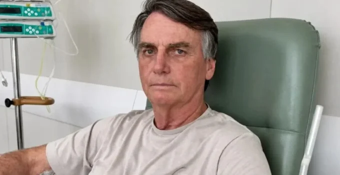 Boletim médico sobre saúde de Bolsonaro detalha "desequilíbrio corporal" e é enviado ao STF