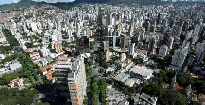 Camargos: Bairro distante do centro 'destrona' Barro Preto e se torna o mais valorizado de BH
