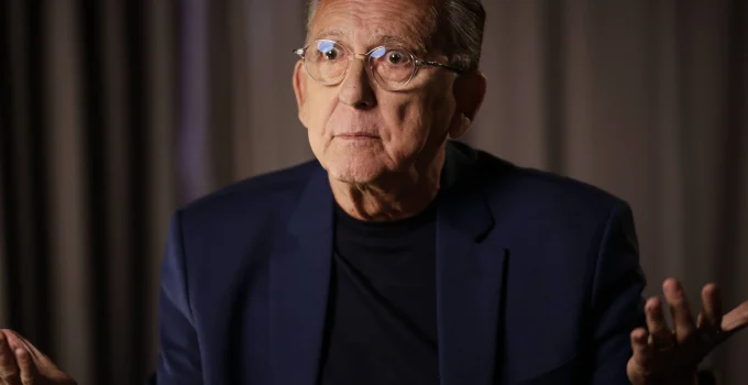 Galvão Bueno assina com o SBT e fará sua estreia em evento da Copa do Mundo de 2026