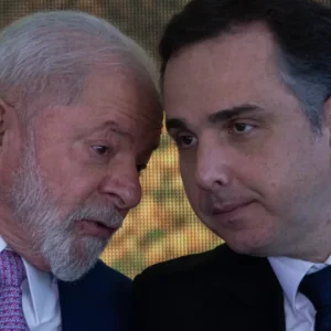Rodrigo Pacheco desiste de candidatura ao governo de Minas, frustrando planos de Lula e PT
