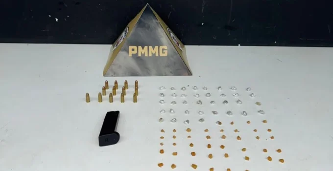 Segurança do Tráfico de Drogas Filmado Atirando é Preso em Operação Policial na Pedreira Prado Lopes, BH