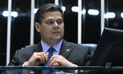 Alcolumbre impede leitura de pedido de CPI do Banco Master e adia debate sobre caso Flávio Bolsonaro