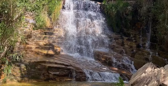Turista de 62 anos morre após mal súbito em cachoeira badalada de São Tomé das Letras