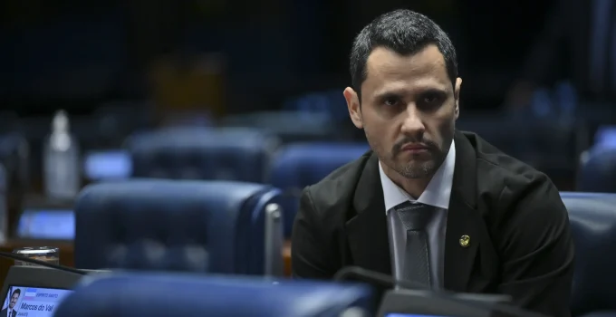 PL e Republicanos unem forças em Minas Gerais para 2026, mas futuro de Cleitinho segue indefinido