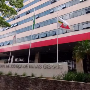 Plataforma de hospedagem é condenada a indenizar cliente por alojamento precário em Pouso Alegre, MG