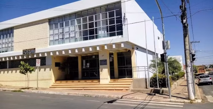 Herdeiros em MG Pedem DNA para Anular Registro de Criança e Alegam Vasectomia do Pai Falecido