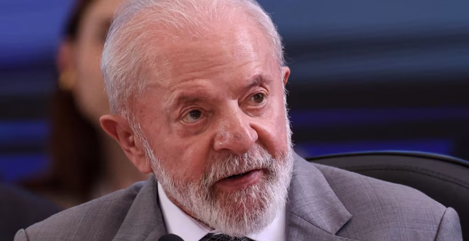 PT de Minas Lança Manifesto por Candidatura Própria Após Recusa de Pacheco; Ex-Reitora da UFMG Ganha Força