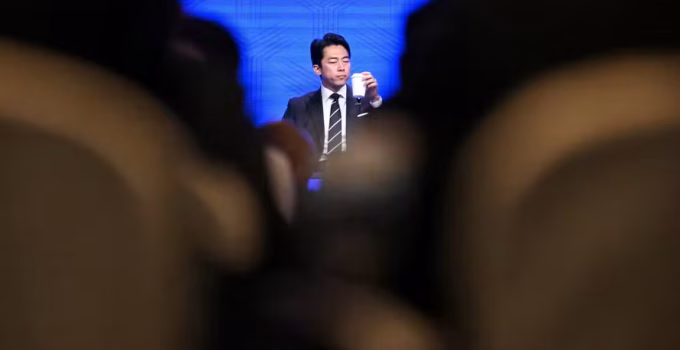 Japão Aumenta Defesa e Critica Falta de Transparência Militar Chinesa em Fórum de Segurança na Ásia