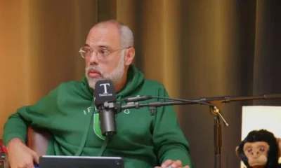 Jornalista Allan dos Santos critica Michelle Bolsonaro e alega que ela "está cagando" para o ex-presidente