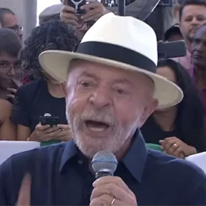 Lula sugere enforcamento de filhos de Bolsonaro e os chama de "traidores"