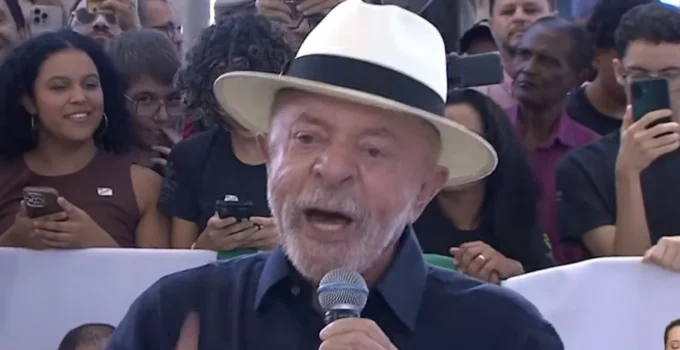 Lula sugere enforcamento de filhos de Bolsonaro e os chama de "traidores"