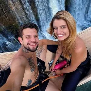 Mineiros trocam conforto de Uberlândia por vida no mato em Bonito com sonho de motorhome