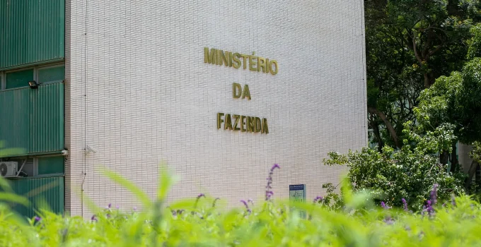Governo Lula impõe sigilo de 100 anos a documentos sobre liberação de apostas online