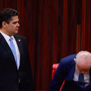 Senado aprova renegociação de dívidas rurais com uso de fundos do pré-sal, vista como 'pauta-bomba' pelo governo