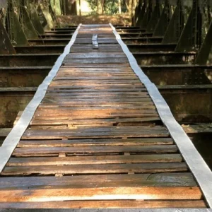 Ponte Metálica de 20 Metros Desaparece em Prados (MG) e é Localizada a 180 km de Distância