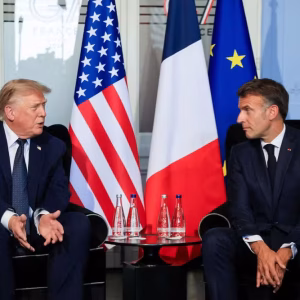 Trump anuncia acordo preliminar com Irã para encerrar conflito no Oriente Médio e reabrir Estreito de Ormuz
