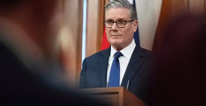 Primeiro-ministro britânico Keir Starmer deve anunciar renúncia nesta segunda-feira