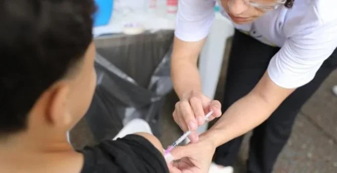 Dia D da Multivacinação em BH: Quase 8 mil doses aplicadas, com foco na gripe, mas campanha segue até fim de junho